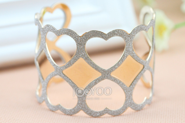 4pcs/lot 2016 Hot Sale Loving Heart Hollow Out Frosted Metal Bracelet Women Open Bangle For Charms Wholesalse JY-8421